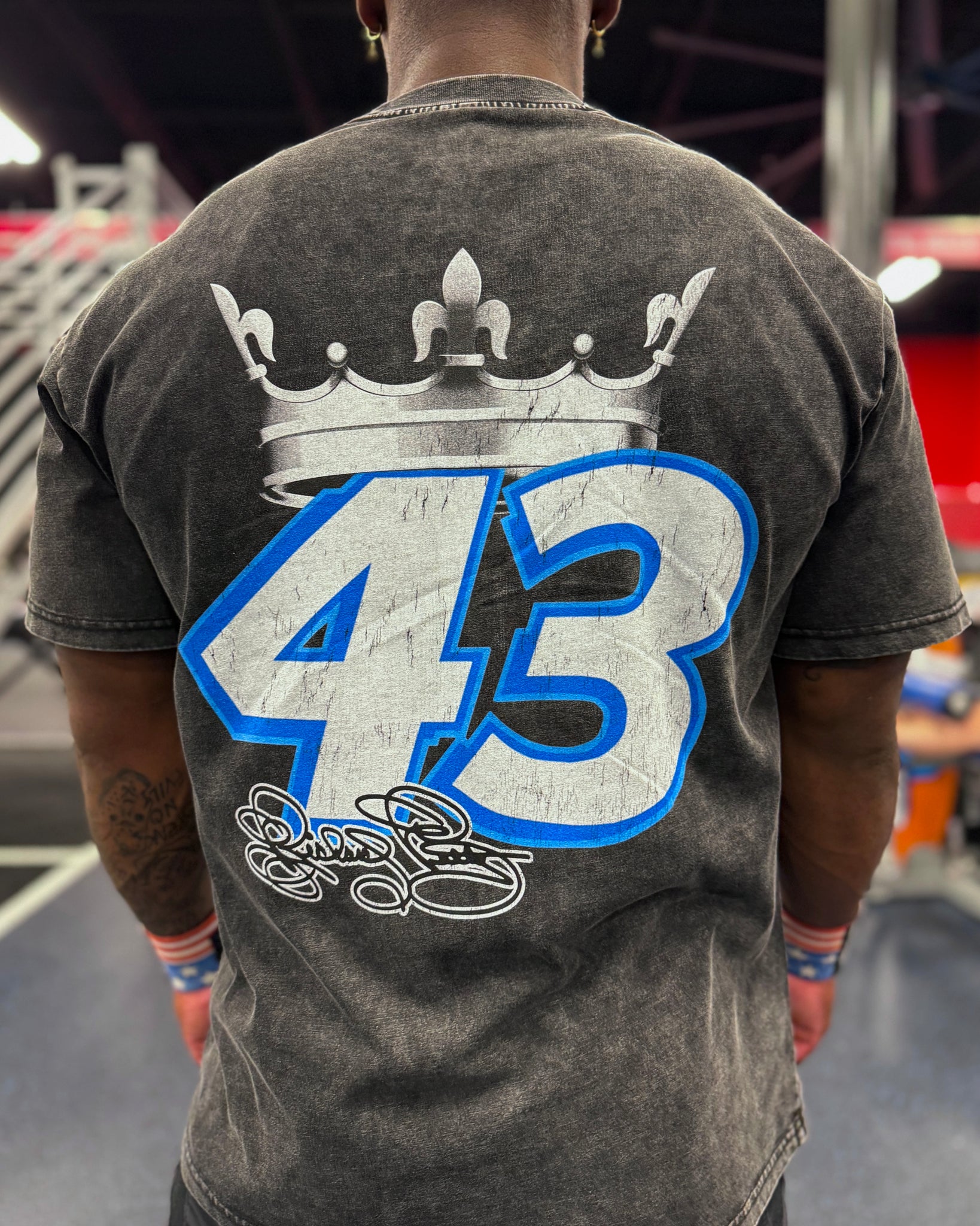 "THE KING 43" SNOW WASH T-Shirt