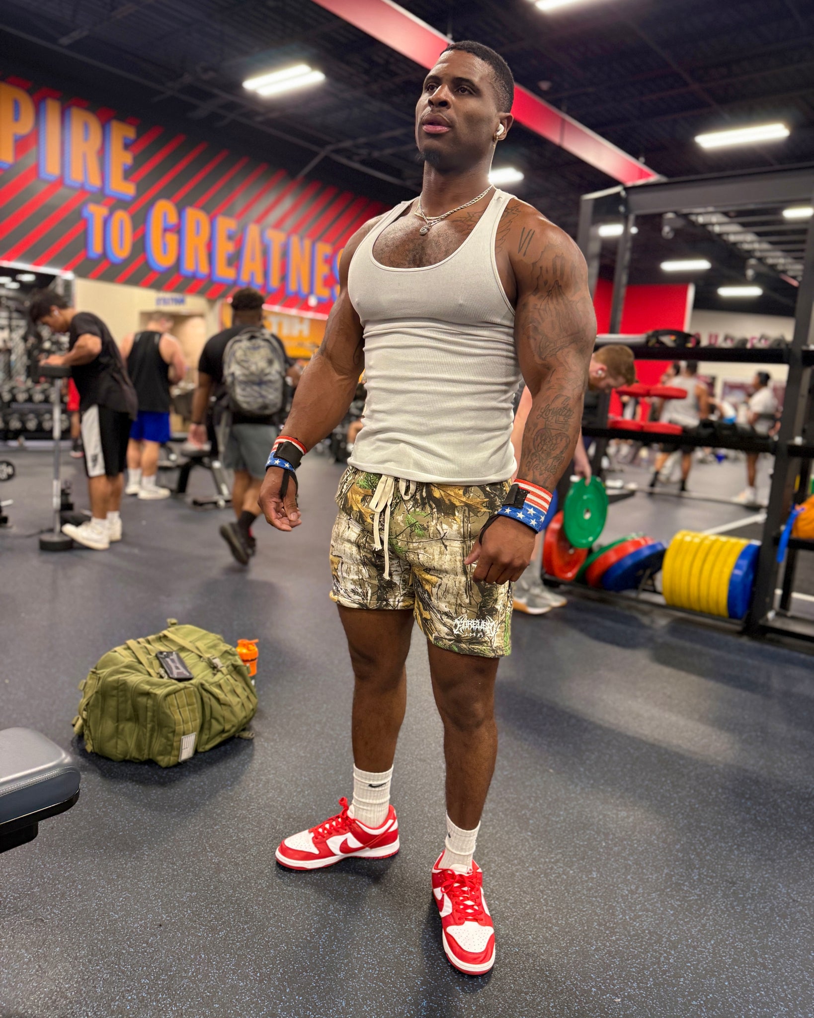 Forever Lokal “ CAMO “ Shorts