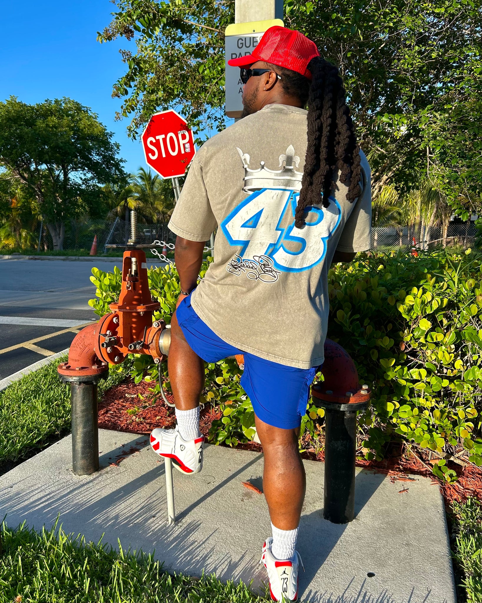 "THE KING 43" SNOW WASH T-Shirt